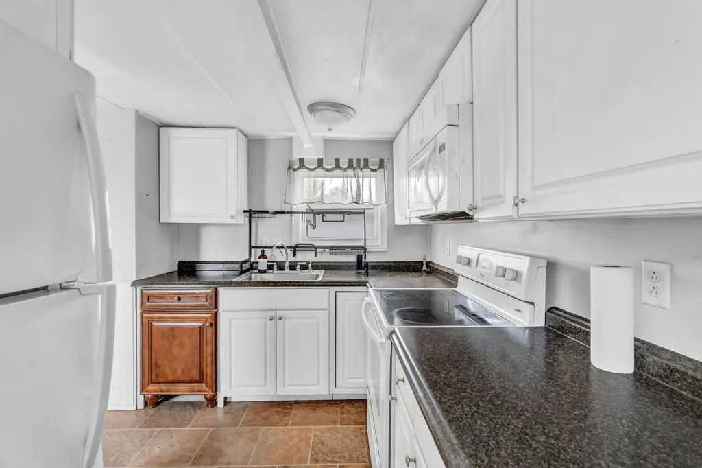 581 Rockland Road Somerville ME 04348