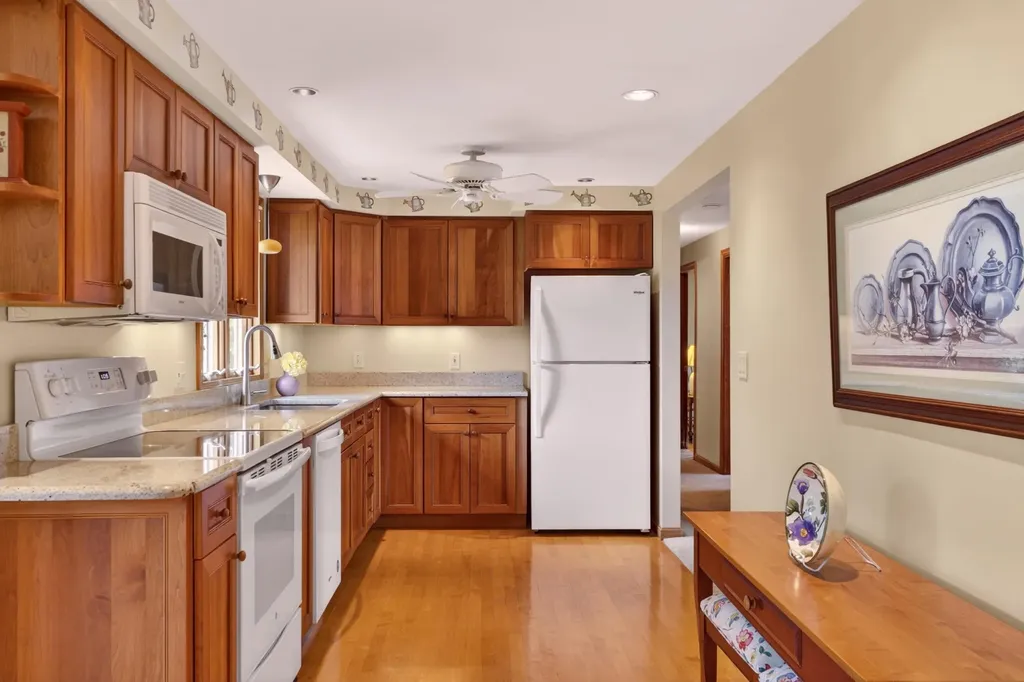 28 Marlboro Avenue Augusta ME 04330