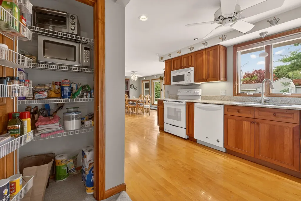 28 Marlboro Avenue Augusta ME 04330