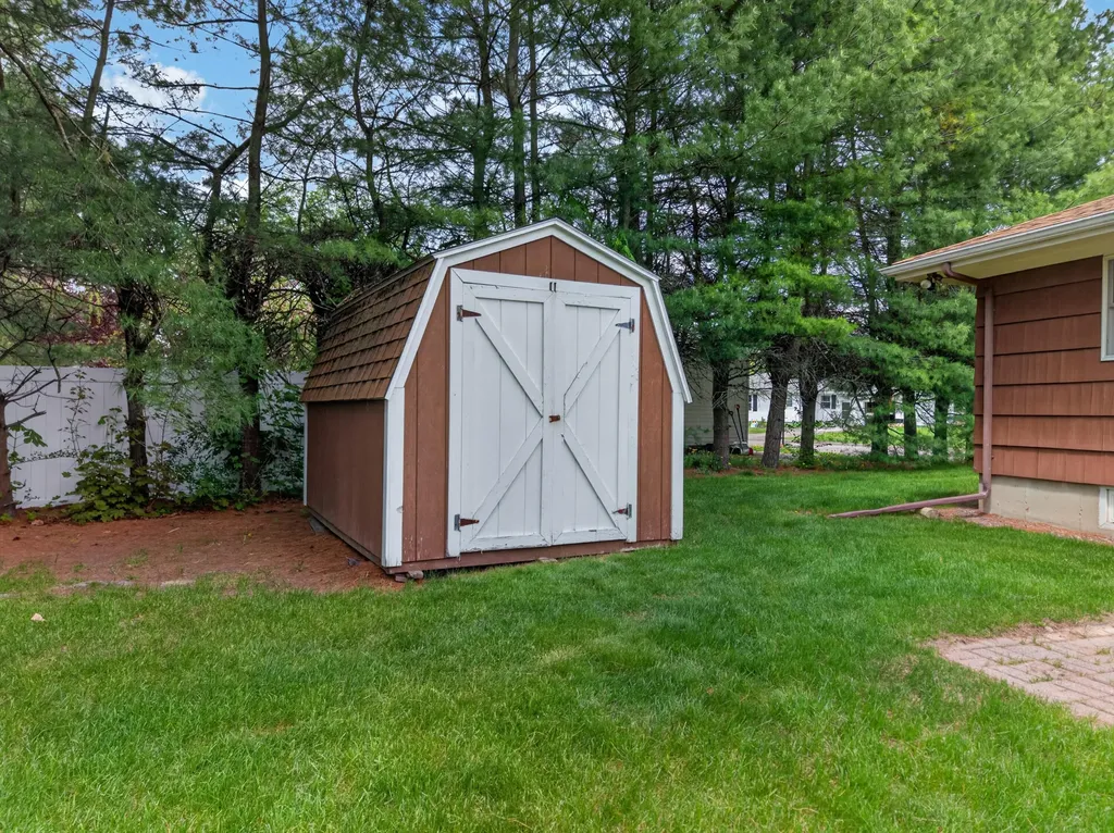 28 Marlboro Avenue Augusta ME 04330
