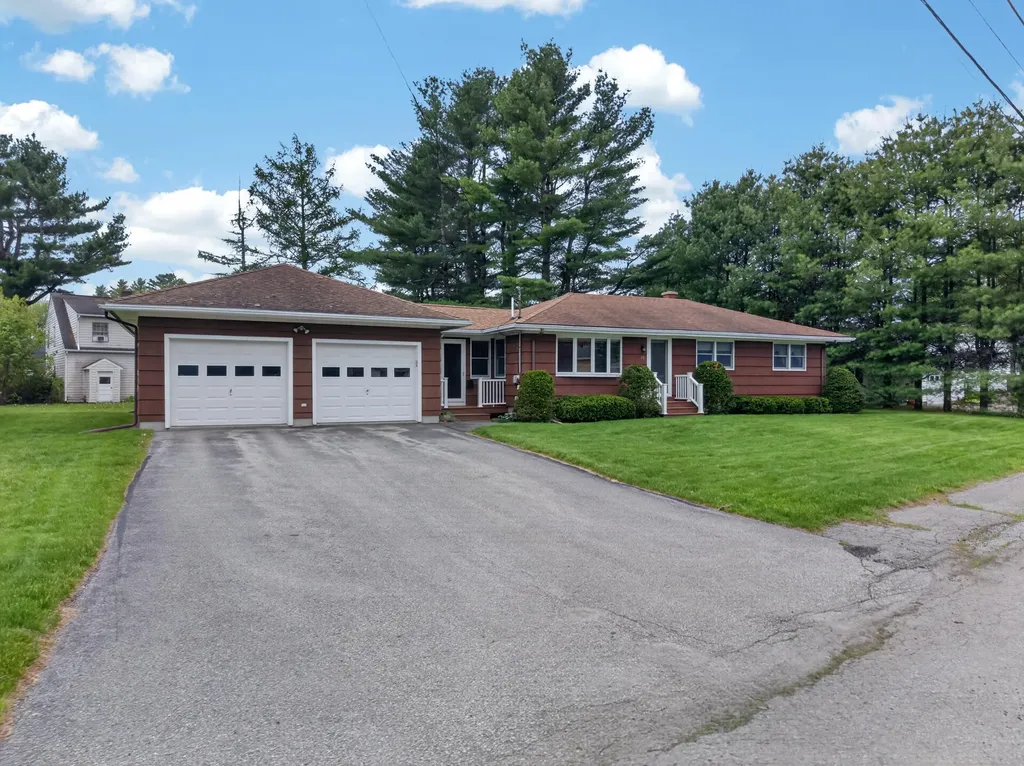 28 Marlboro Avenue Augusta ME 04330