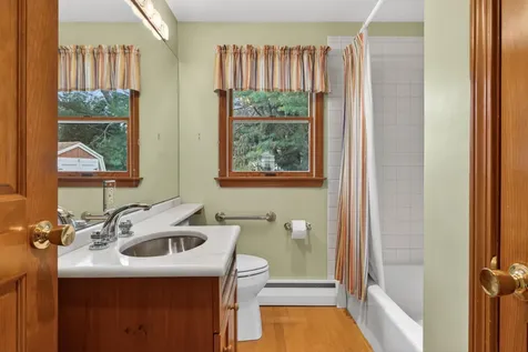 28 Marlboro Avenue Augusta ME 04330