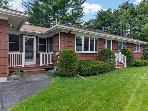 28 Marlboro Avenue Augusta ME 04330