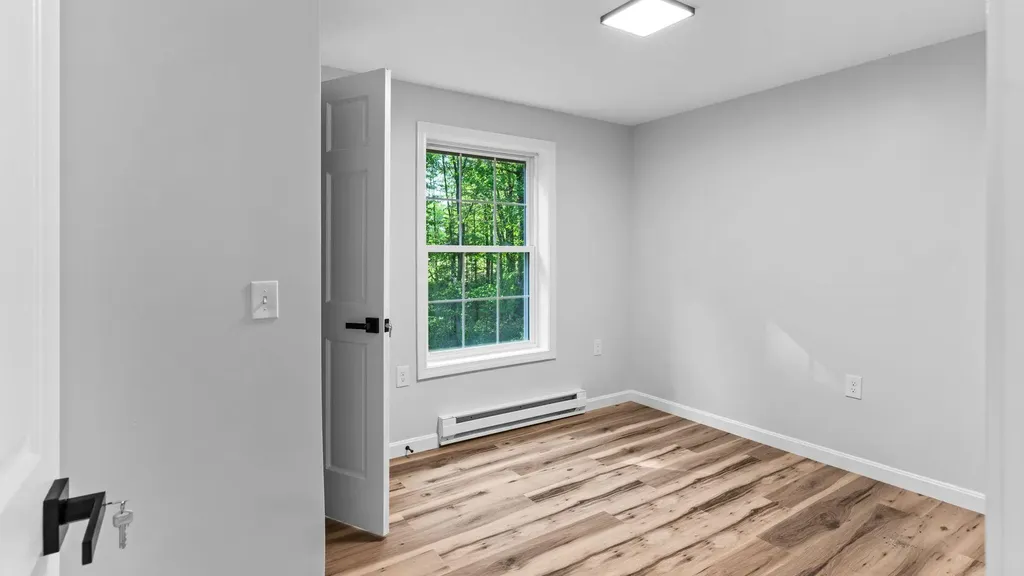 16 Dyer Road Raymond ME 04071