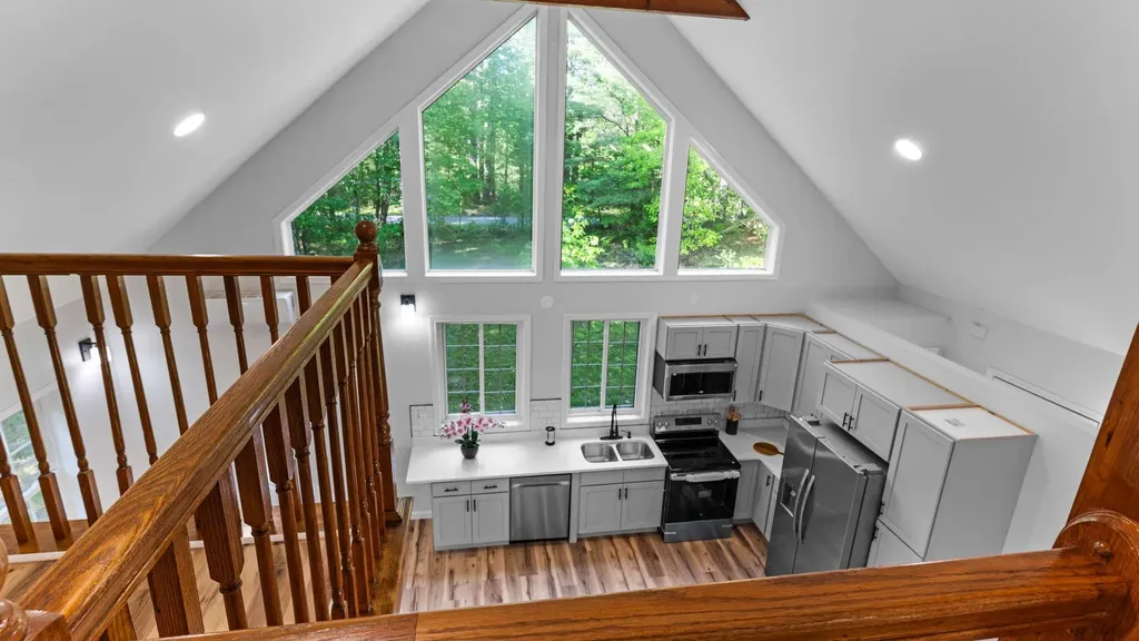 16 Dyer Road Raymond ME 04071