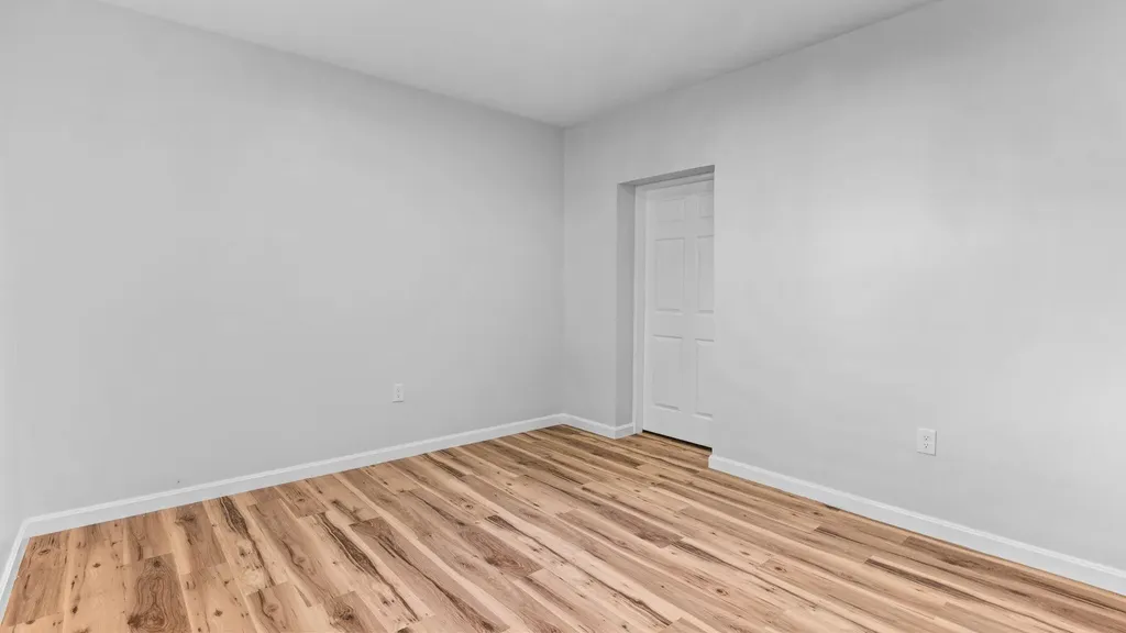 16 Dyer Road Raymond ME 04071