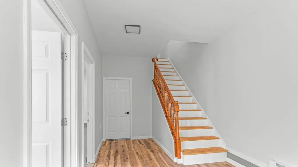 16 Dyer Road Raymond ME 04071