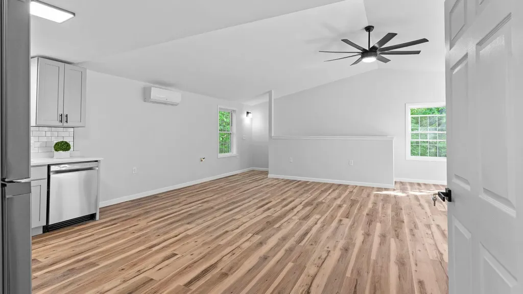16 Dyer Road Raymond ME 04071