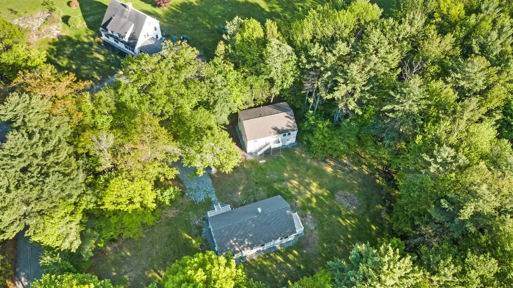 16 Dyer Road Raymond ME 04071