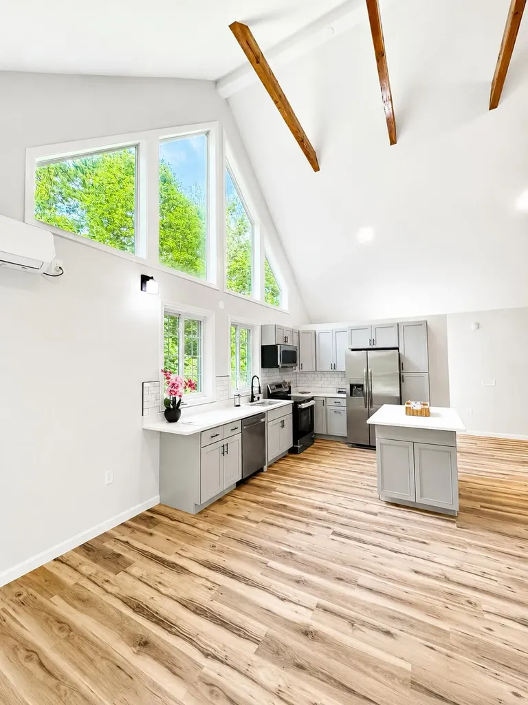 16 Dyer Road Raymond ME 04071