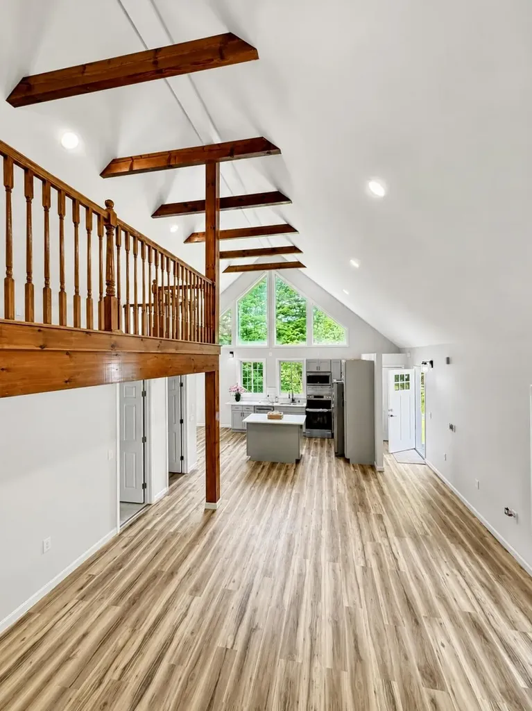 16 Dyer Road Raymond ME 04071