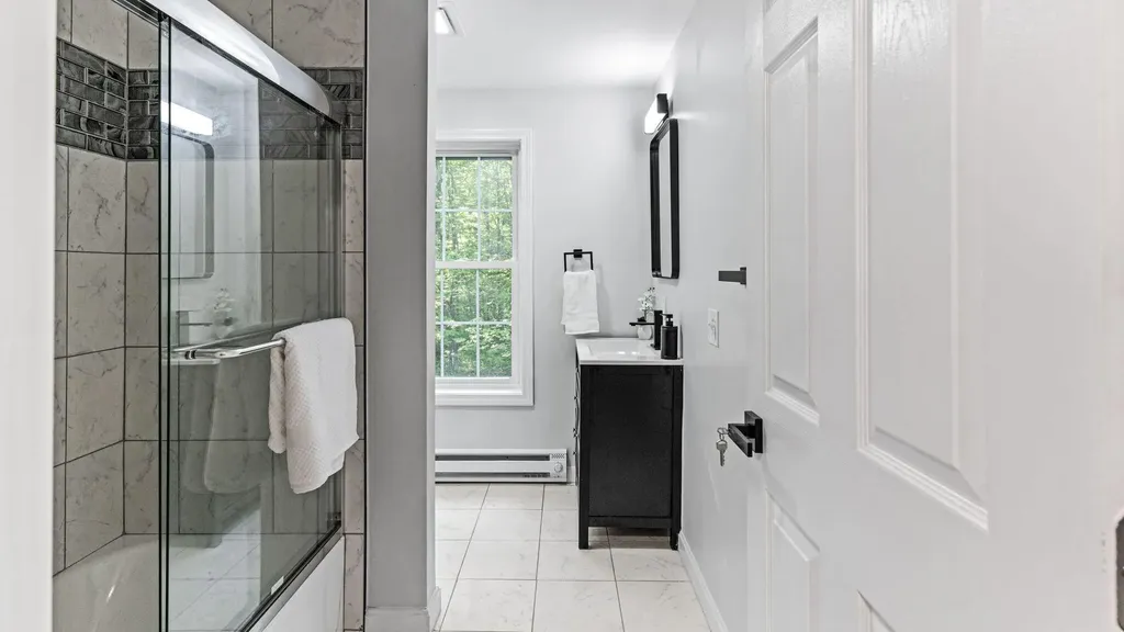 16 Dyer Road Raymond ME 04071