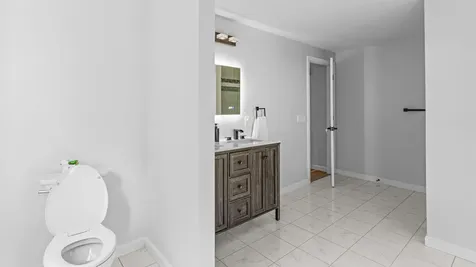 16 Dyer Road Raymond ME 04071