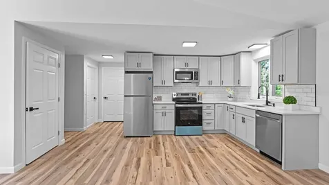 16 Dyer Road Raymond ME 04071