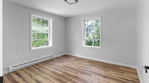 16 Dyer Road Raymond ME 04071