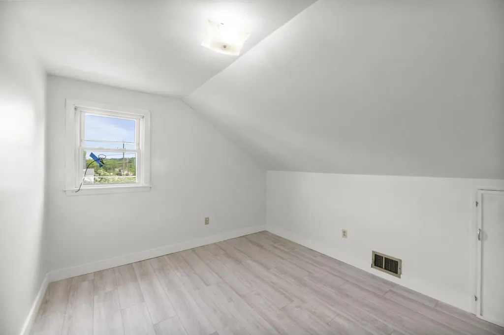 826 Riverside Augusta ME 04330