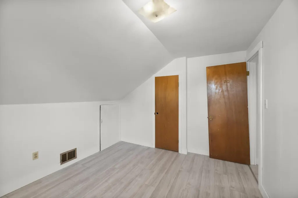 826 Riverside Augusta ME 04330