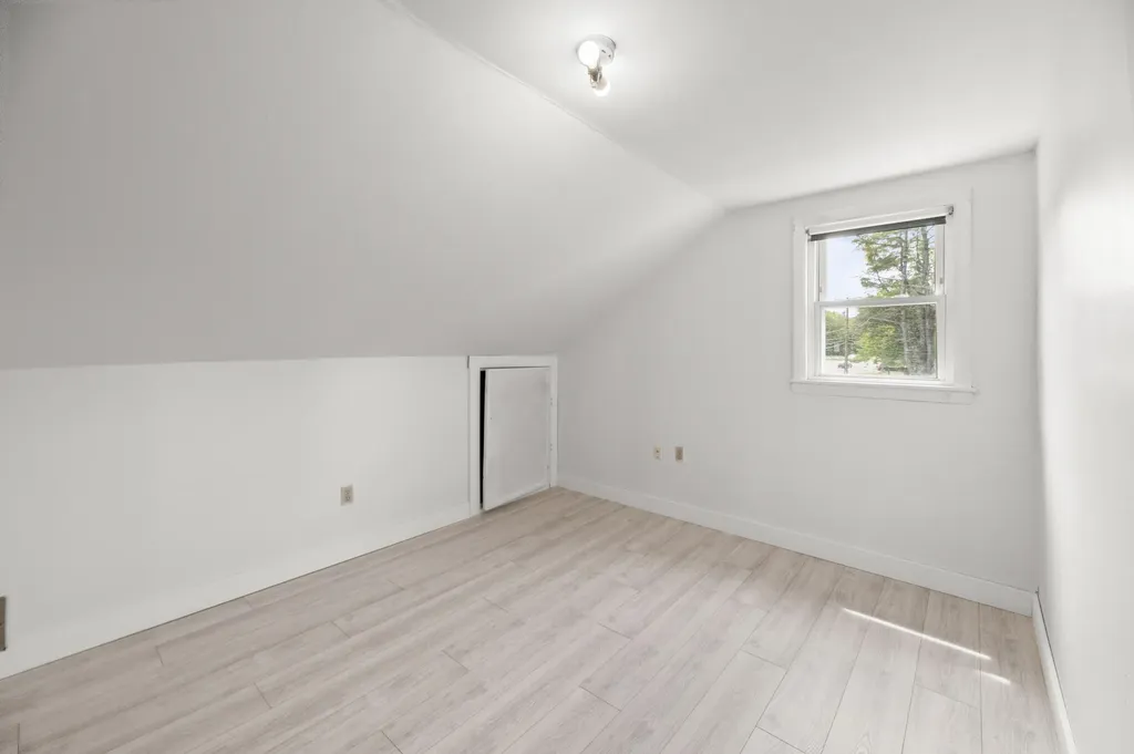 826 Riverside Augusta ME 04330