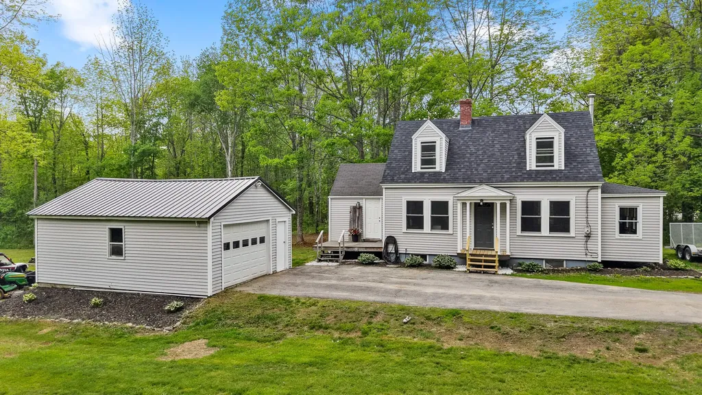 3190 Union Street Glenburn ME 04401