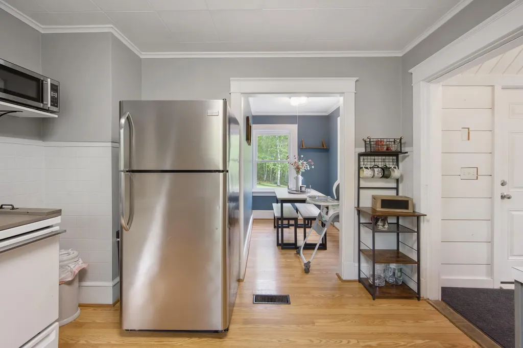 3190 Union Street Glenburn ME 04401
