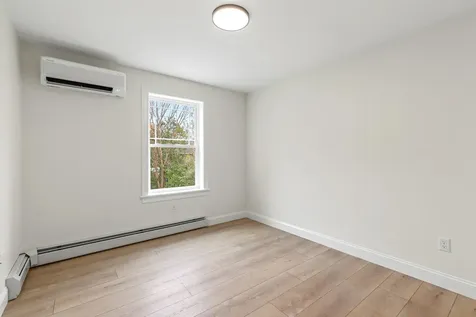 15 Lane Avenue Portland ME 04103