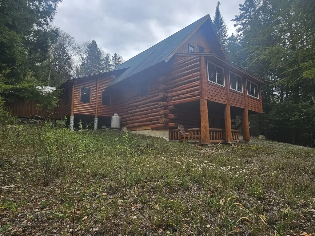 15 Ritchie Lane T5 R7 Wels ME 04765