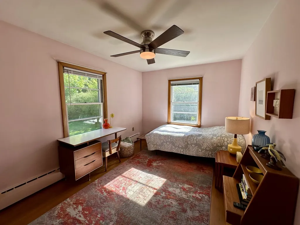 28 1/2 Mclellan Street Brunswick ME 04011