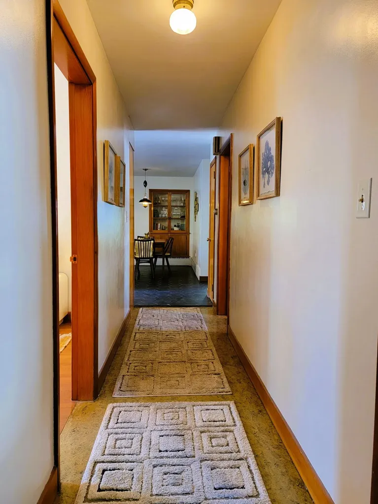 28 1/2 Mclellan Street Brunswick ME 04011