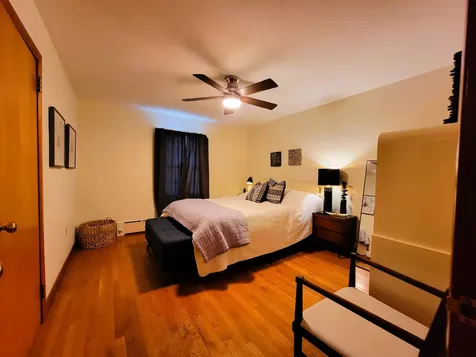28 1/2 Mclellan Street Brunswick ME 04011