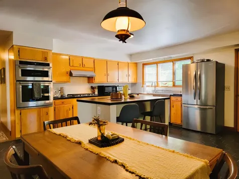 28 1/2 Mclellan Street Brunswick ME 04011
