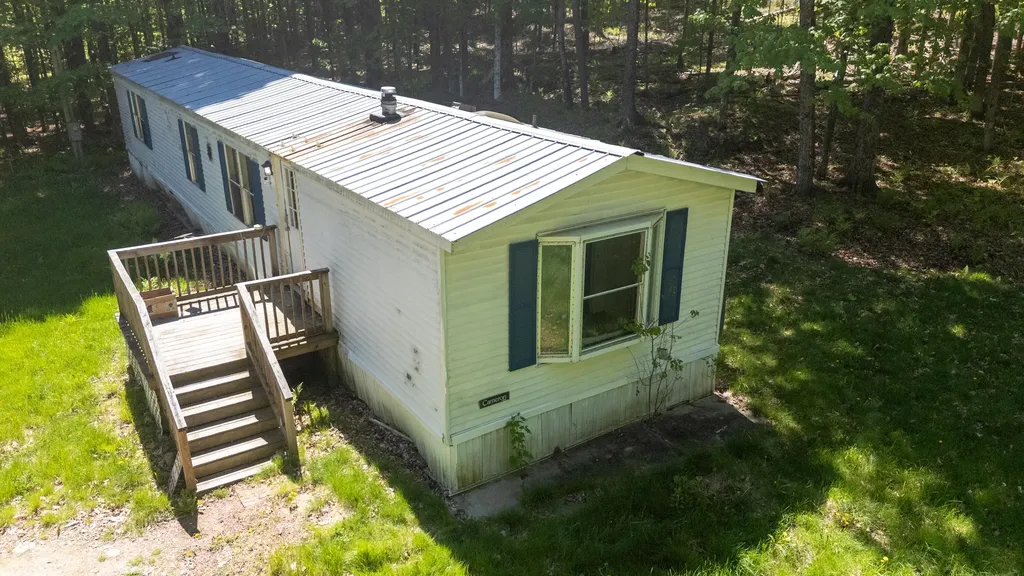 205 Rabbit Valley Road Oxford ME 04270