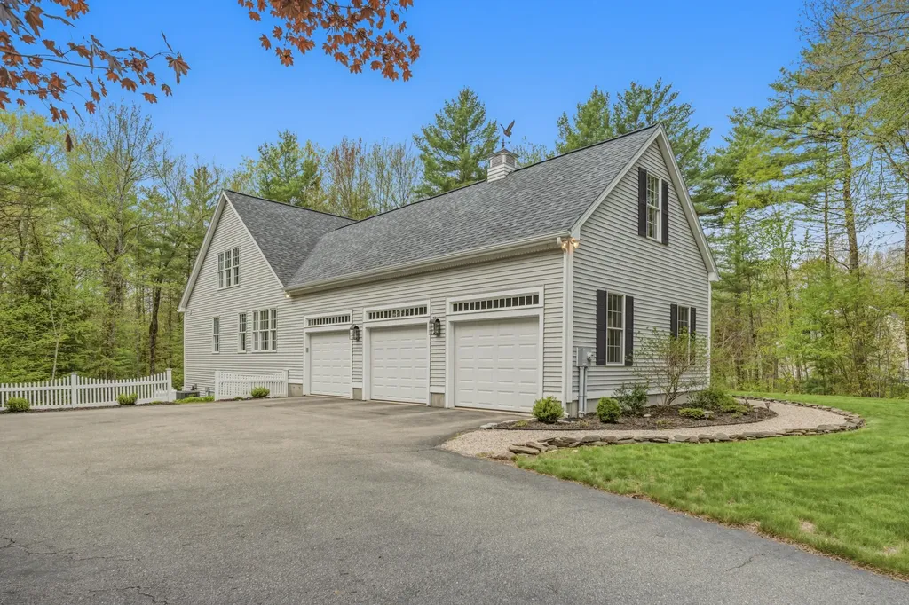 42 Black Swan Drive South Berwick ME 03908