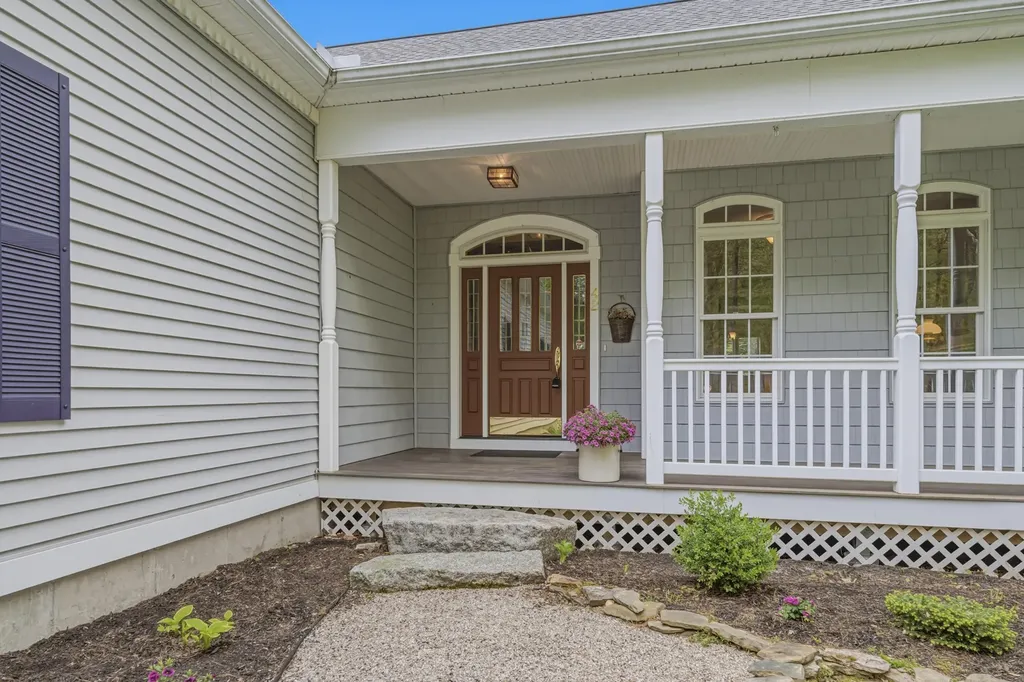 42 Black Swan Drive South Berwick ME 03908