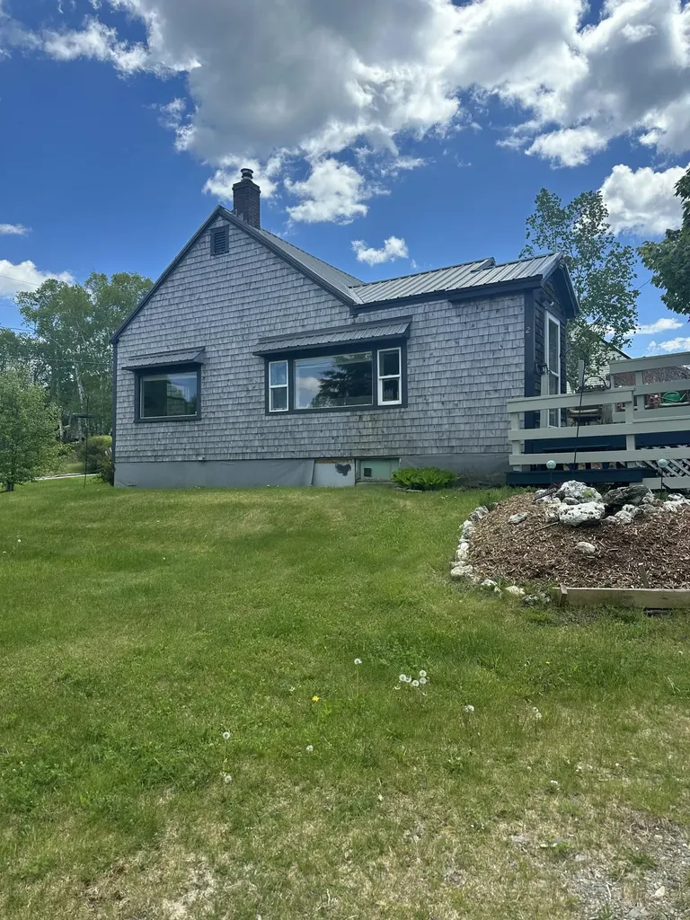 2 Dresner Street Eastport ME 04631
