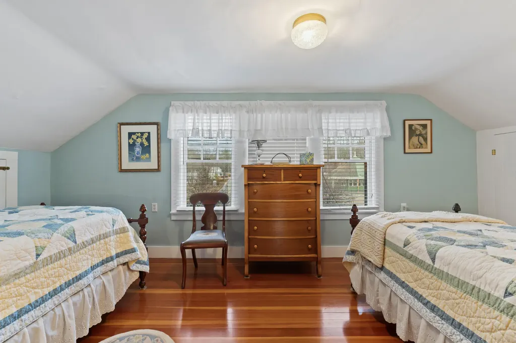 53 Portland Road Bridgton ME 04009