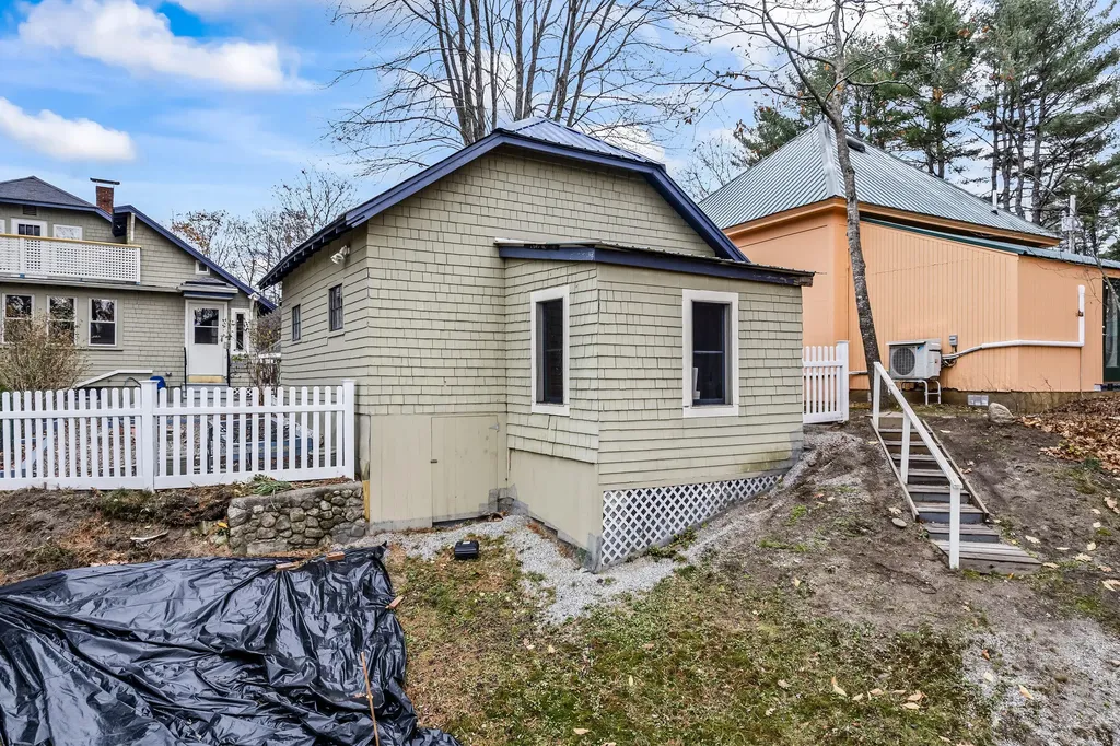 53 Portland Road Bridgton ME 04009