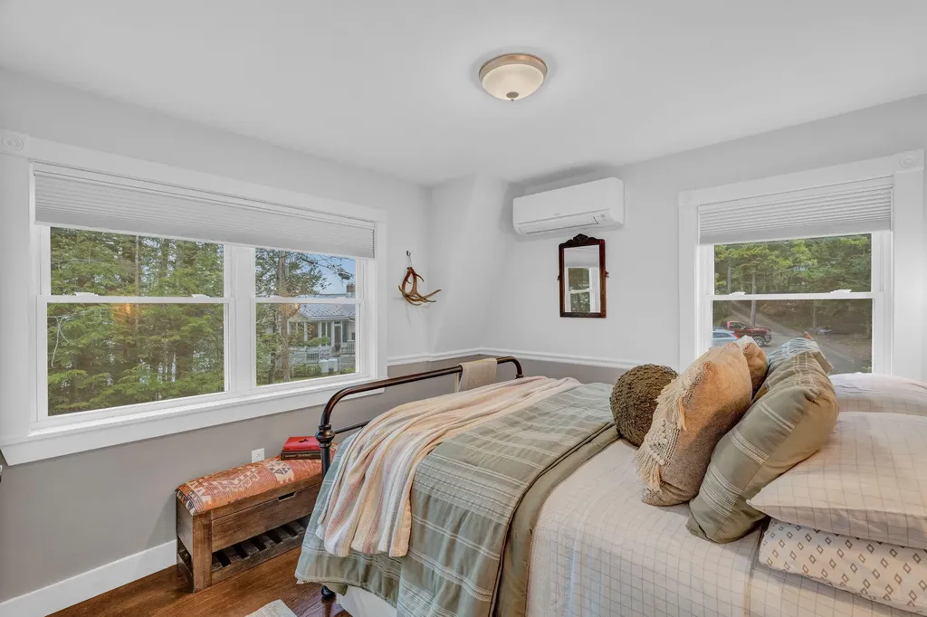 31 Salmon Road Madison ME 04950
