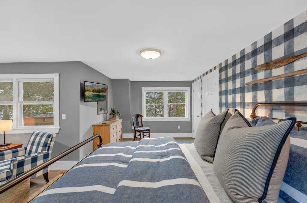 31 Salmon Road Madison ME 04950