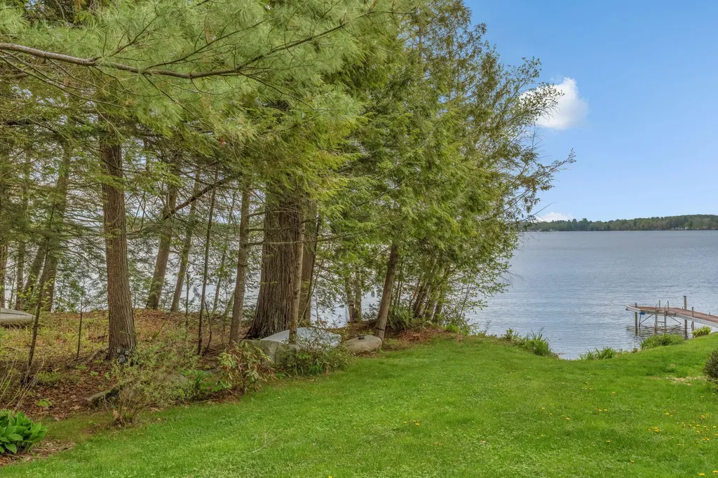 31 Salmon Road Madison ME 04950