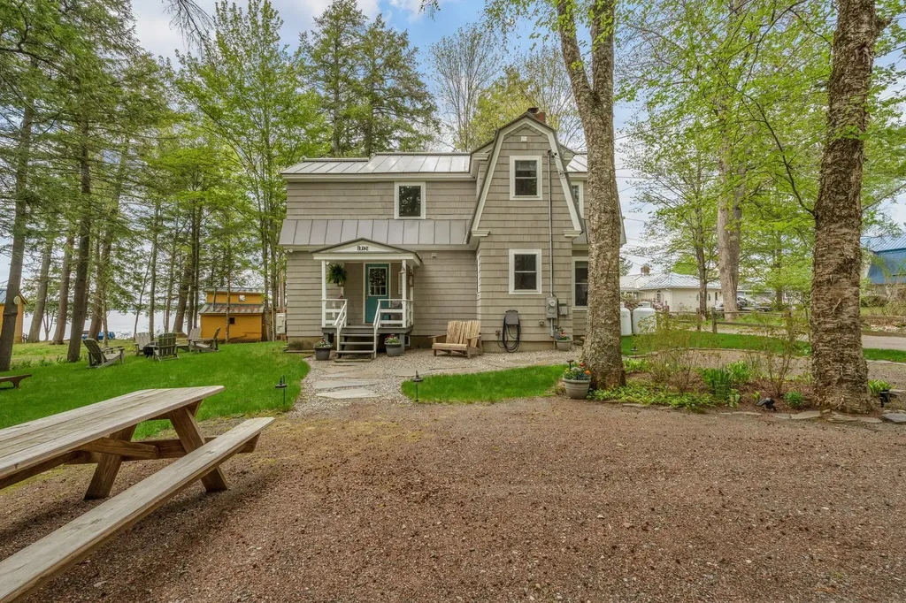 31 Salmon Road Madison ME 04950