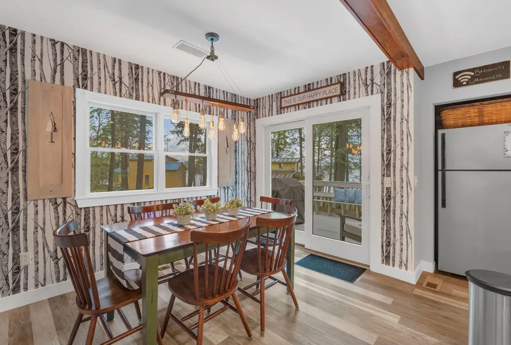 31 Salmon Road Madison ME 04950