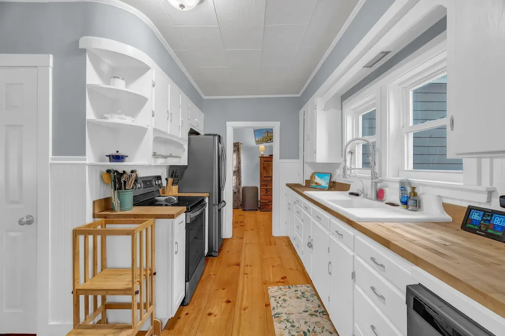 4 Morse Road Monmouth ME 04265