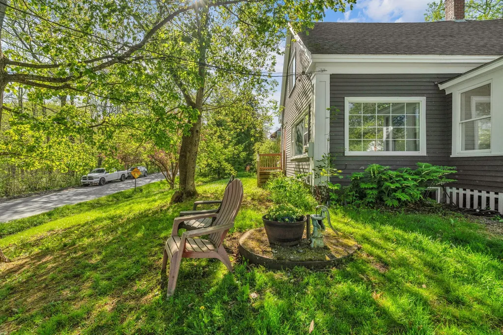 4 Morse Road Monmouth ME 04265