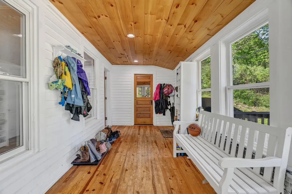 4 Morse Road Monmouth ME 04265