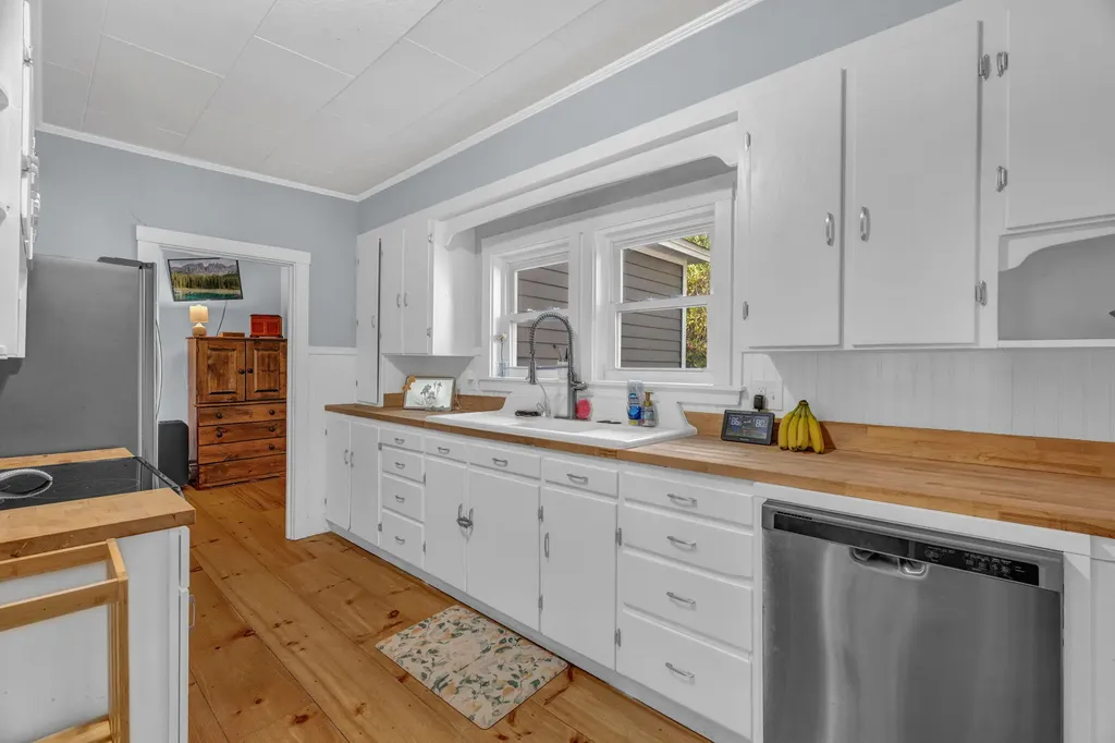 4 Morse Road Monmouth ME 04265