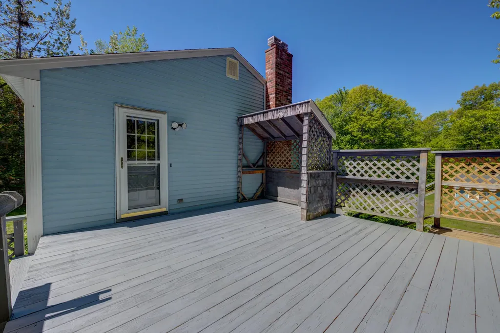 45 Patricia Avenue Raymond ME 04071