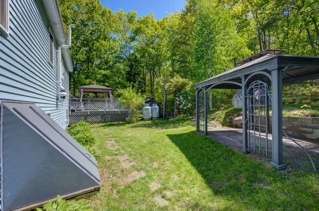 45 Patricia Avenue Raymond ME 04071