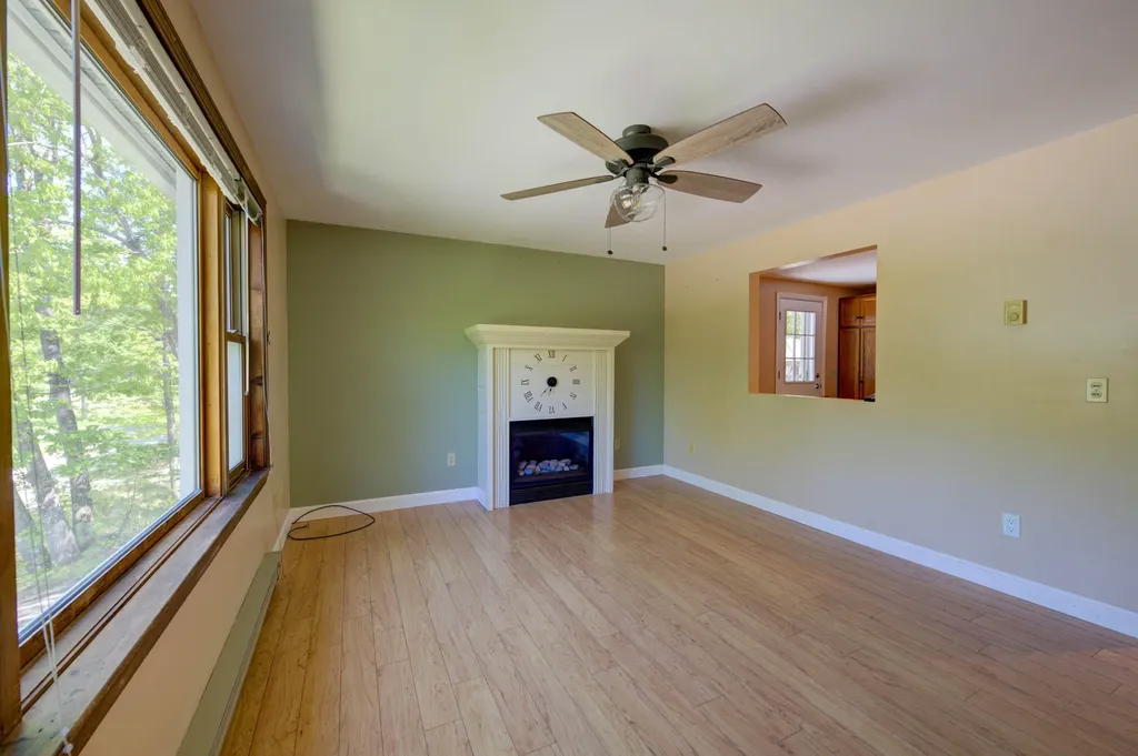 45 Patricia Avenue Raymond ME 04071