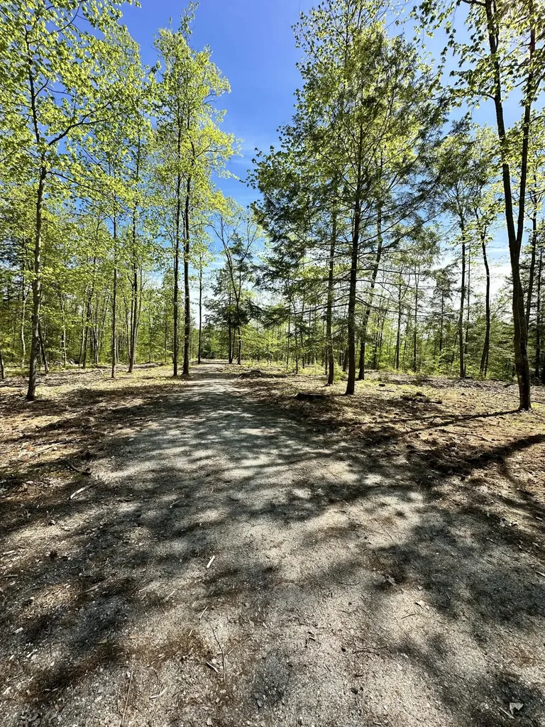 19 Grist Mill Road Naples ME 04055