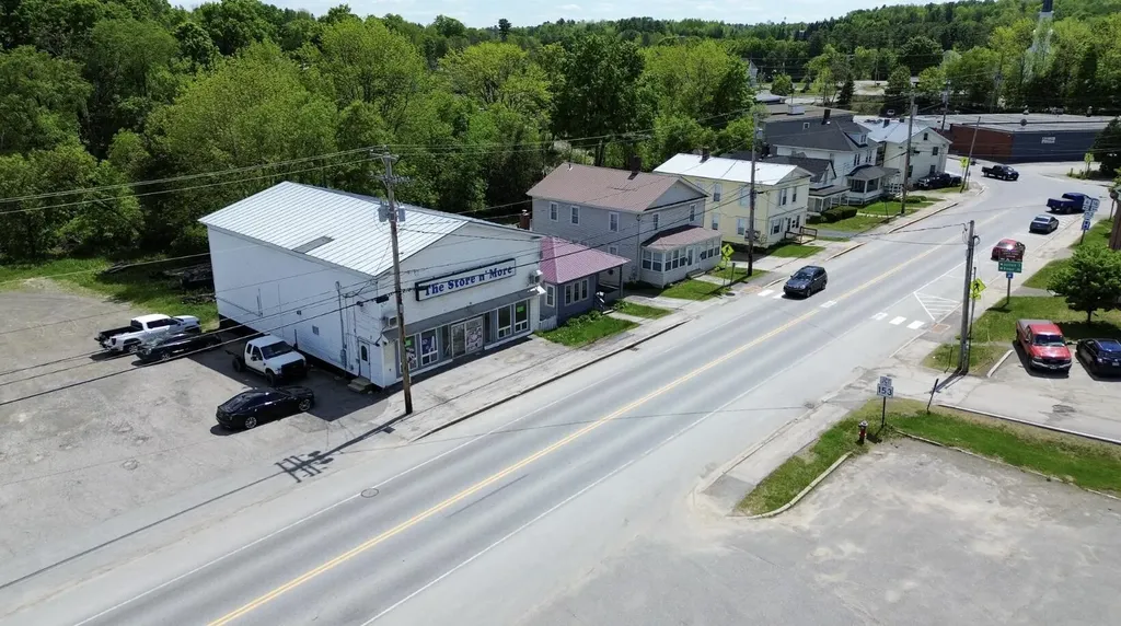 13 Summer Street Dover-foxcroft ME 04426